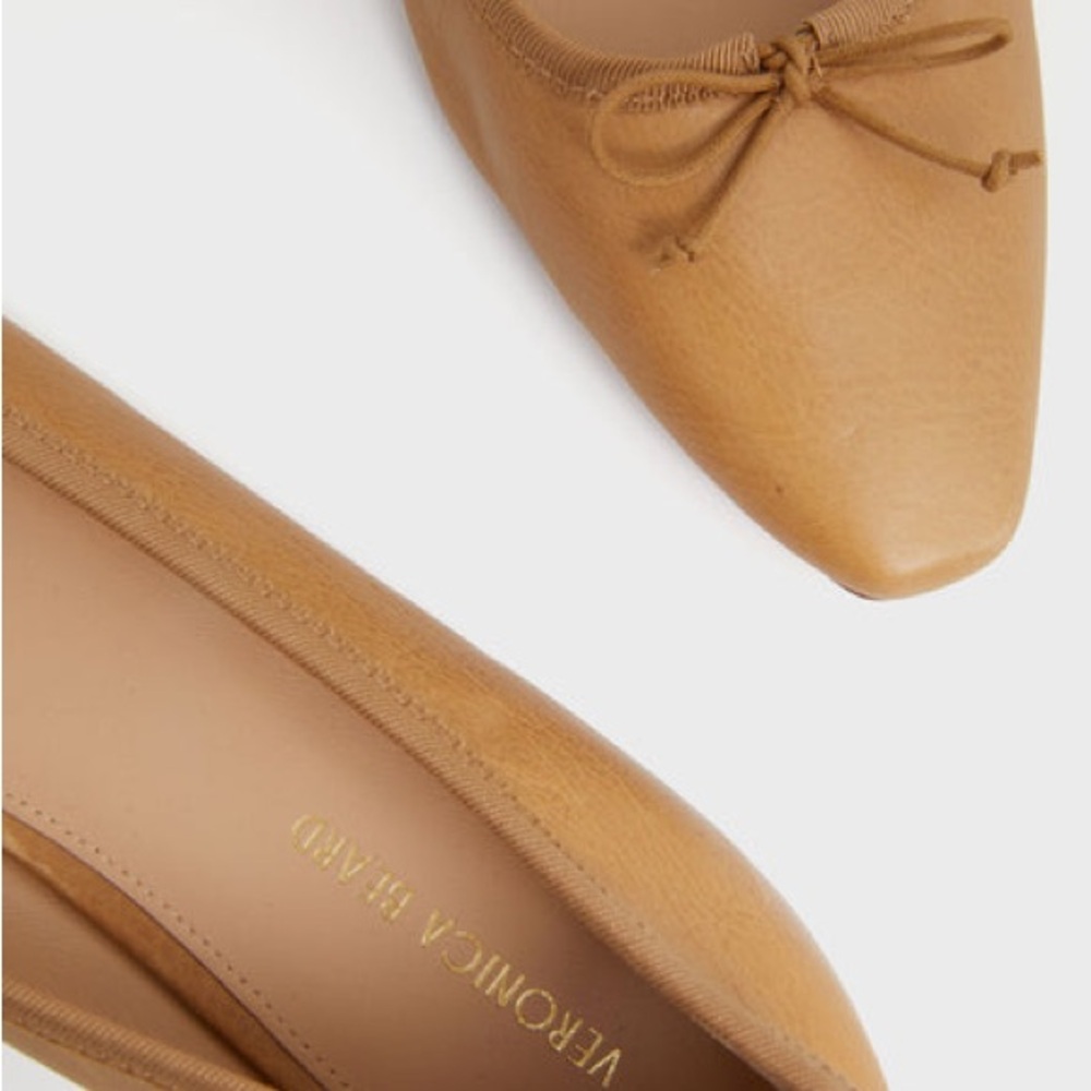 Veronica Beard Tan Flats